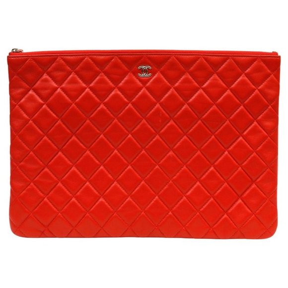 Chanel Red Lambskin Large Classic O Case - Picture 6 of 6